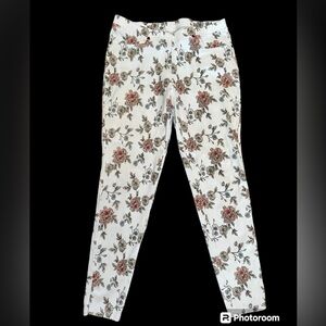 Lildy jeggings pants white w floral pattern sz LG/XL good condition pull on